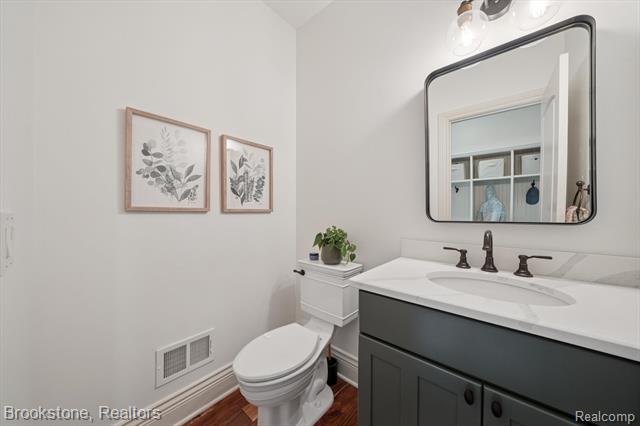 Builiding view thirty six for 8179 Towering Pines, Clarkston, MI. 48348