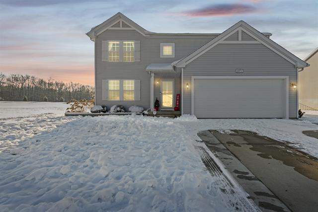 Builiding view one for 1073 Weatherstone Lane, Howell, MI. 48843