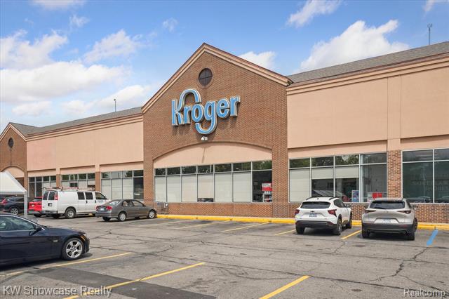 Builiding view thirty four for 23112 Marter, Saint Clair Shores, MI. 48080