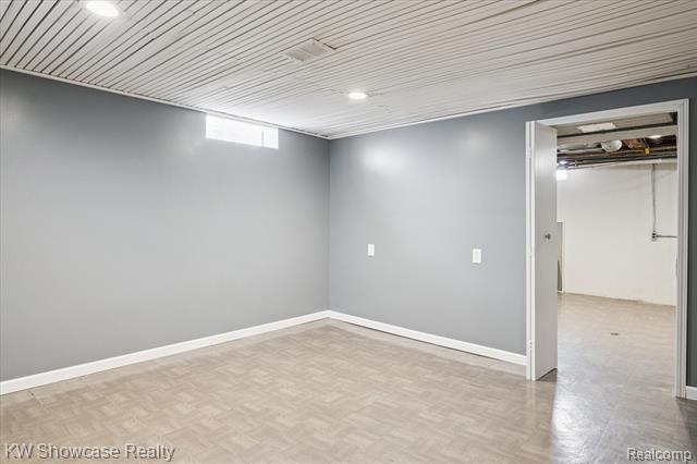 Builiding view twenty eight for 23112 Marter, Saint Clair Shores, MI. 48080