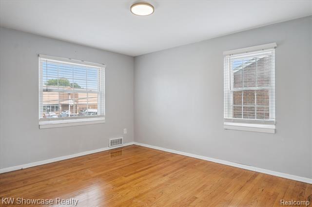 Builiding view twenty six for 23112 Marter, Saint Clair Shores, MI. 48080