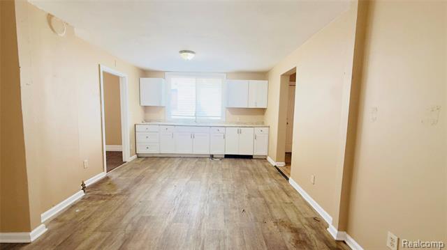 Builiding view seven for 8737 Smart, Detroit, MI. 48210