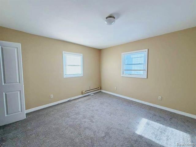 Builiding view thirteen for 8737 Smart, Detroit, MI. 48210