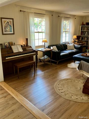 Builiding view three for 41 Charles St, Hillsdale, MI. 49242