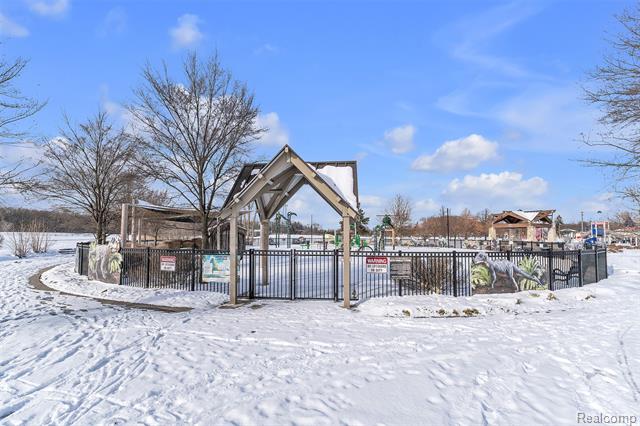 Builiding view fifty for 1155 Abbey, Westland, MI. 48185