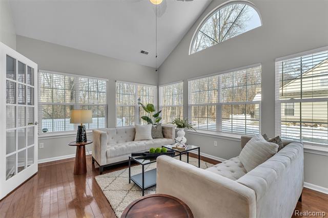 Builiding view nineteen for 1155 Abbey, Westland, MI. 48185