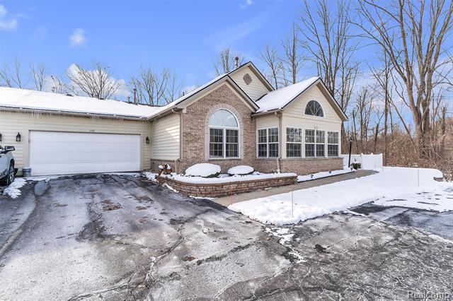 Builiding view one for 1155 Abbey, Westland, MI. 48185