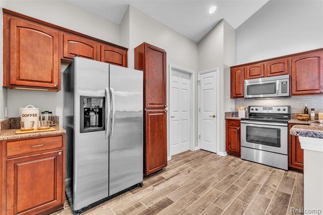 Builiding view twenty eight for 1155 Abbey, Westland, MI. 48185