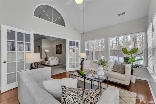 Builiding view twenty for 1155 Abbey, Westland, MI. 48185