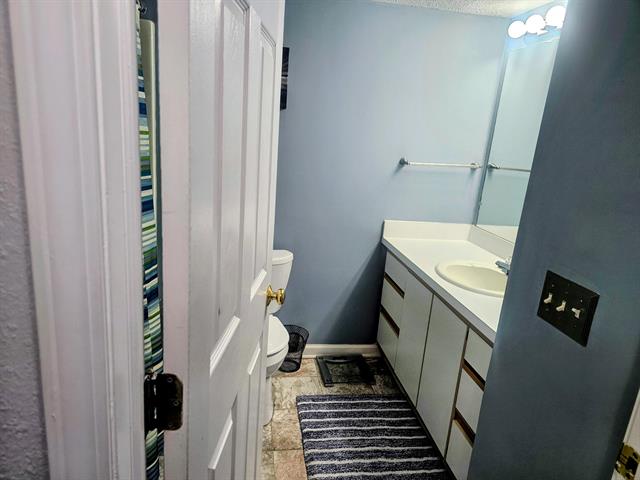 Builiding view thirteen for 1573 Oakfield, Ann Arbor, MI. 48108