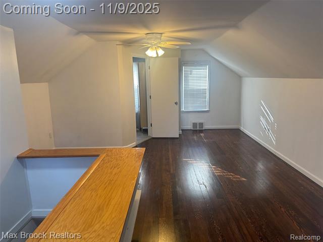 Builiding view ten for 313 S Dorchester, Royal Oak, MI. 48067