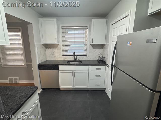 Builiding view two for 313 S Dorchester, Royal Oak, MI. 48067