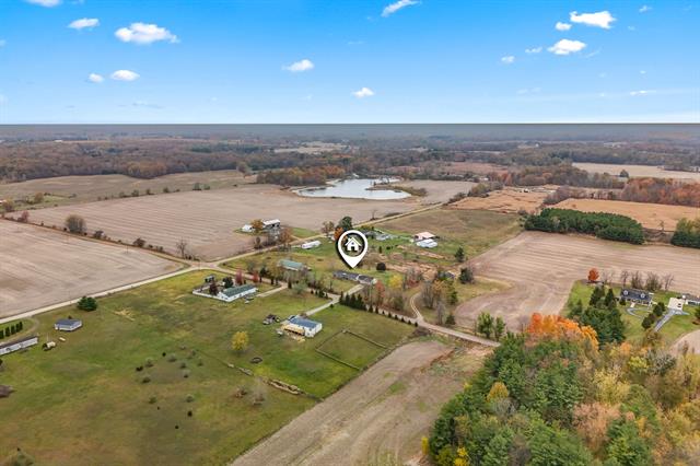 Builiding view forty eight for 7534 Robins Rd, Hillsdale, MI. 49242