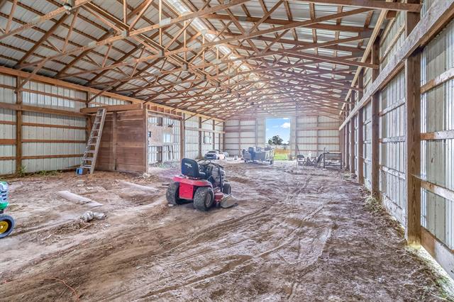 Builiding view forty five for 7534 Robins Rd, Hillsdale, MI. 49242