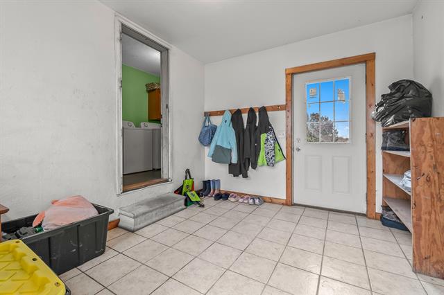 Builiding view twenty eight for 7534 Robins Rd, Hillsdale, MI. 49242