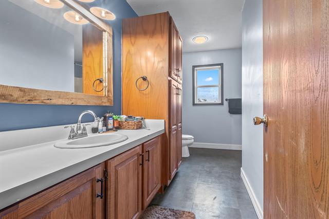 Builiding view twenty two for 7534 Robins Rd, Hillsdale, MI. 49242