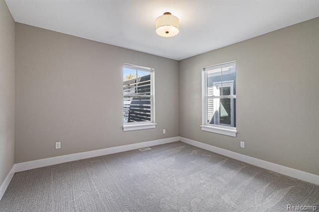 Builiding view fifteen for 609 Ironwood, Ann Arbor, MI. 48103