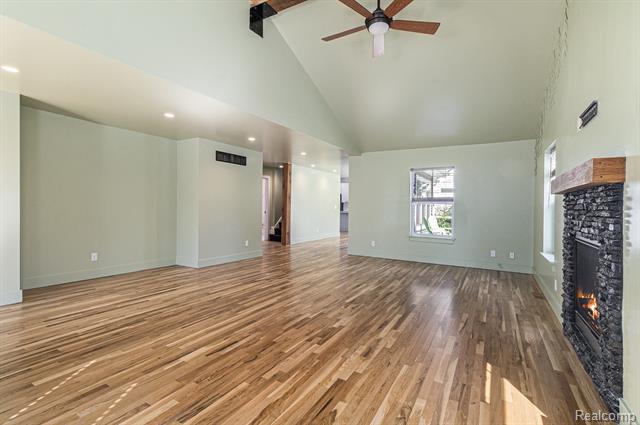 Builiding view four for 609 Ironwood, Ann Arbor, MI. 48103