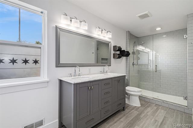 Builiding view fourteen for 609 Ironwood, Ann Arbor, MI. 48103