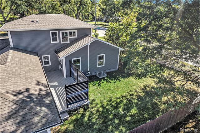 Builiding view twenty five for 609 Ironwood, Ann Arbor, MI. 48103