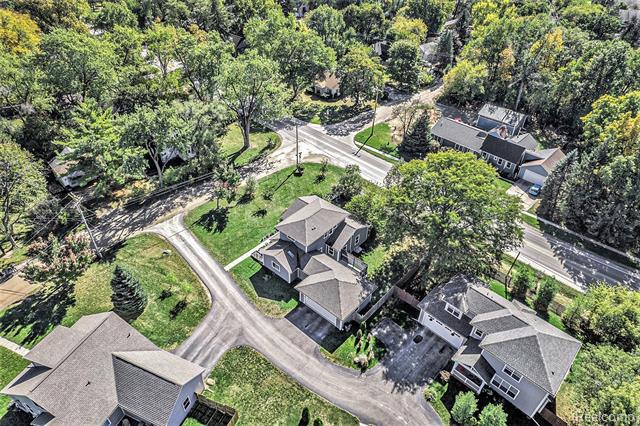 Builiding view twenty six for 609 Ironwood, Ann Arbor, MI. 48103