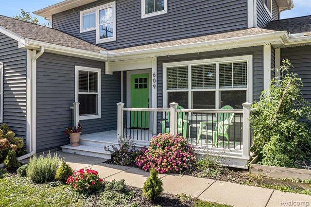 Builiding view two for 609 Ironwood, Ann Arbor, MI. 48103