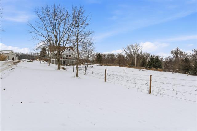 Builiding view thirty seven for 8595 Columbia, Eaton Rapids, MI. 48827