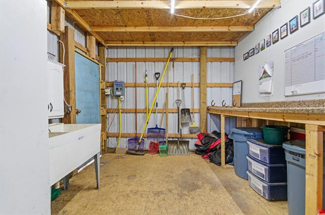 Builiding view twenty nine for 8595 Columbia, Eaton Rapids, MI. 48827