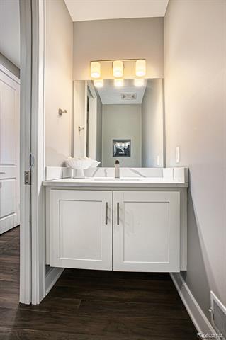 Builiding view eleven for 5888 Wyndam, Brighton, MI. 48116