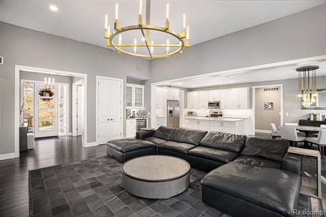 Builiding view nine for 5888 Wyndam, Brighton, MI. 48116