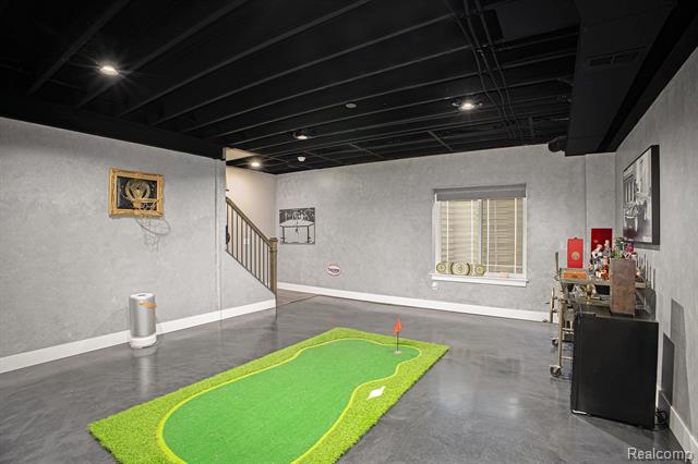 Builiding view twenty five for 5888 Wyndam, Brighton, MI. 48116