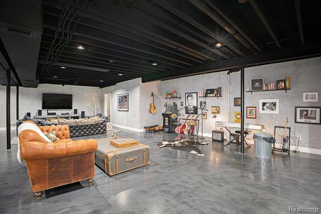 Builiding view twenty seven for 5888 Wyndam, Brighton, MI. 48116