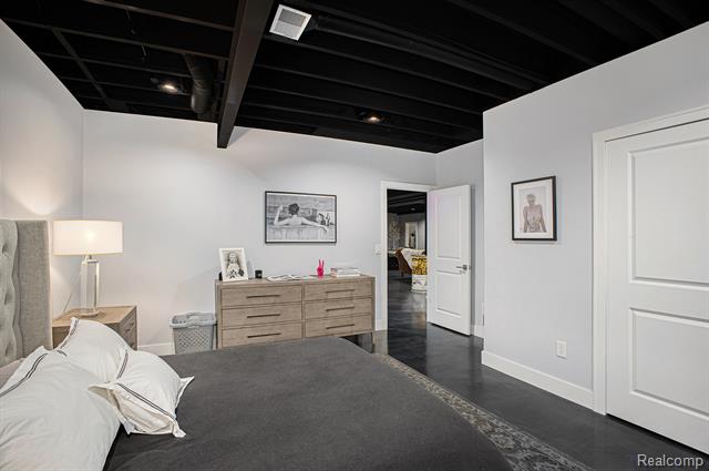 Builiding view twenty two for 5888 Wyndam, Brighton, MI. 48116