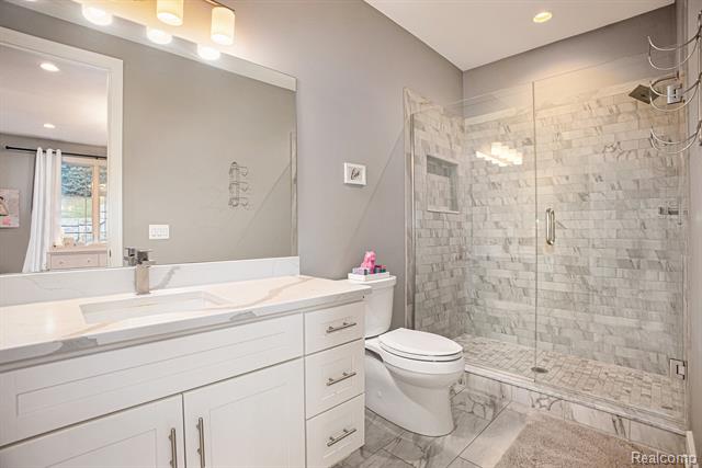 Builiding view twenty for 5888 Wyndam, Brighton, MI. 48116