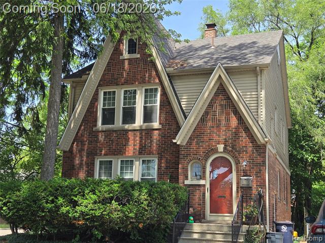 front view for 903 E 3Rd St, Royal Oak, Mi. 48067