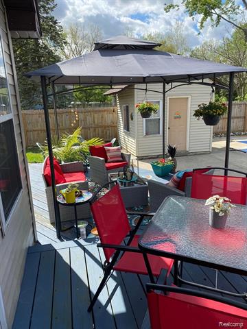 Builiding view fifty eight for 8474 Wesley, Flushing, MI. 48433