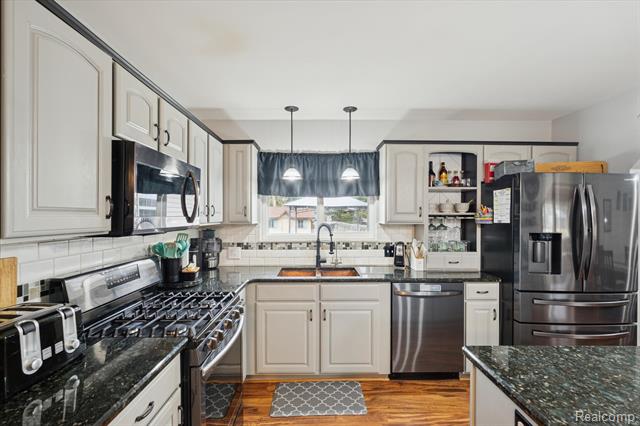 Builiding view fourteen for 8474 Wesley, Flushing, MI. 48433