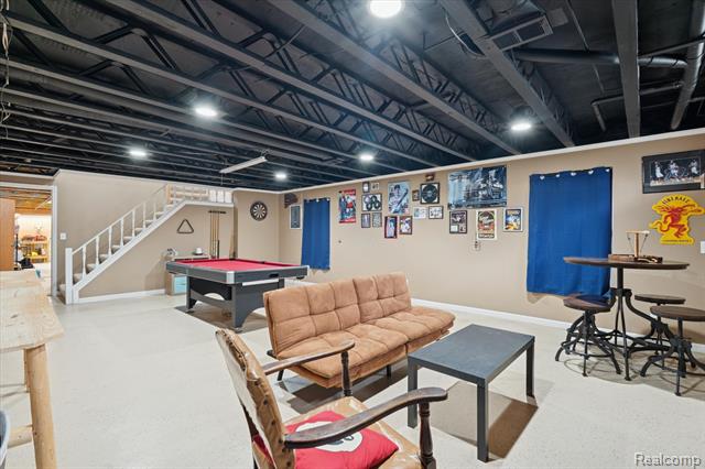 Builiding view thirty four for 8474 Wesley, Flushing, MI. 48433