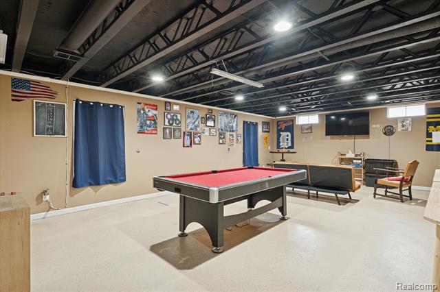 Builiding view thirty one for 8474 Wesley, Flushing, MI. 48433