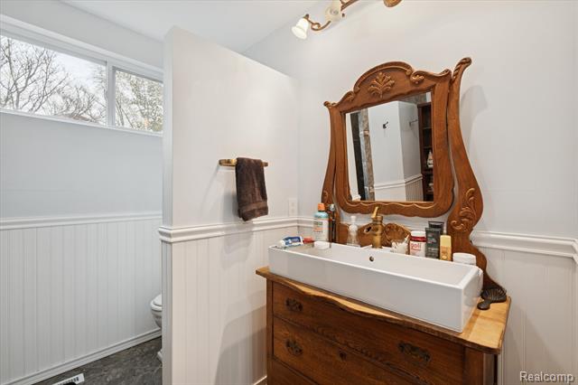 Builiding view twenty five for 8474 Wesley, Flushing, MI. 48433