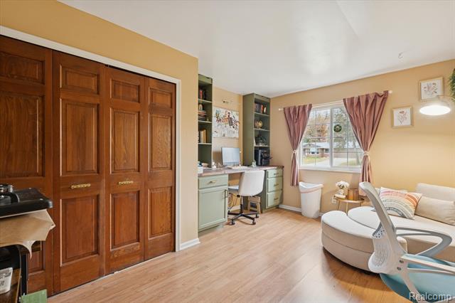 Builiding view twenty seven for 8474 Wesley, Flushing, MI. 48433