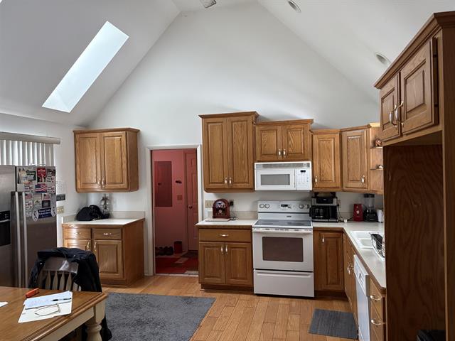 Builiding view three for 12482 Lake, Montrose, MI. 48457