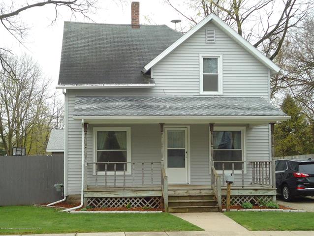 front view for 315 W Henry Street, Charlotte, Mi. 48813