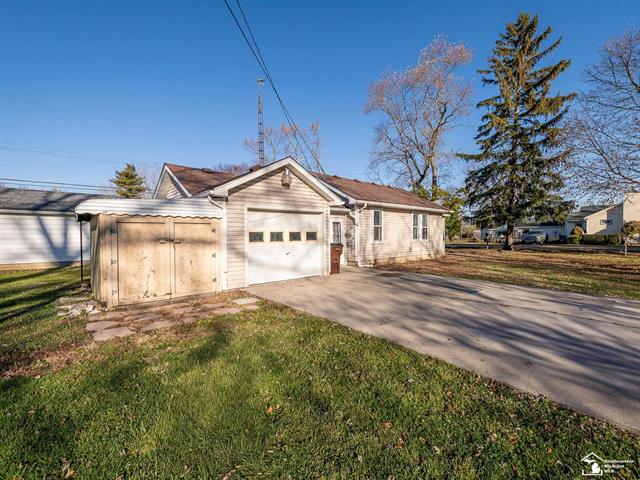 Builiding view four for 705 13Th, Monroe, MI. 48161