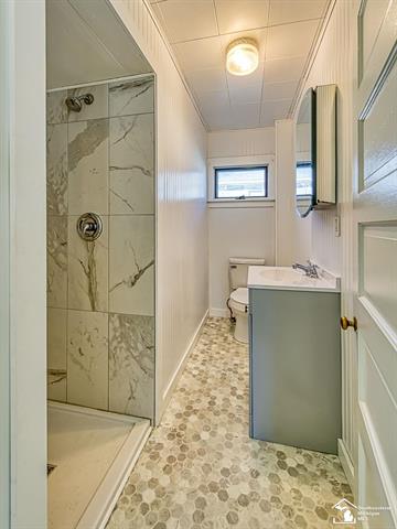 Builiding view nine for 705 13Th, Monroe, MI. 48161