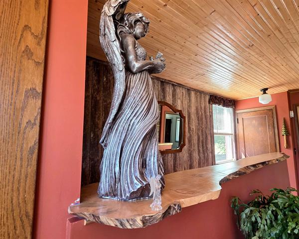 Builiding view ten for 1017 Perry St, Flint, MI. 48504