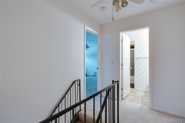 Builiding view eighteen for 3082 Lindenwood, Dearborn, MI. 48120