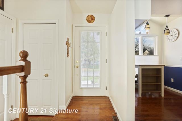 Builiding view five for 49 Willow Pond Dr., Saginaw, MI. 48603