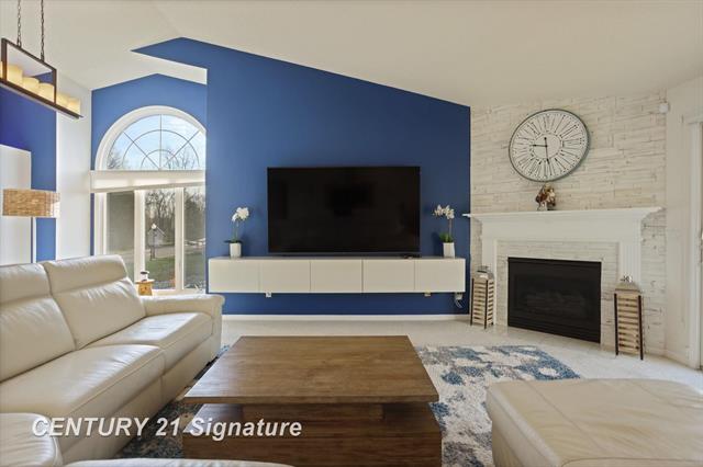 Builiding view nine for 49 Willow Pond Dr., Saginaw, MI. 48603