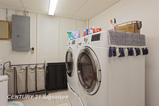 Builiding view thirty eight for 49 Willow Pond Dr., Saginaw, MI. 48603